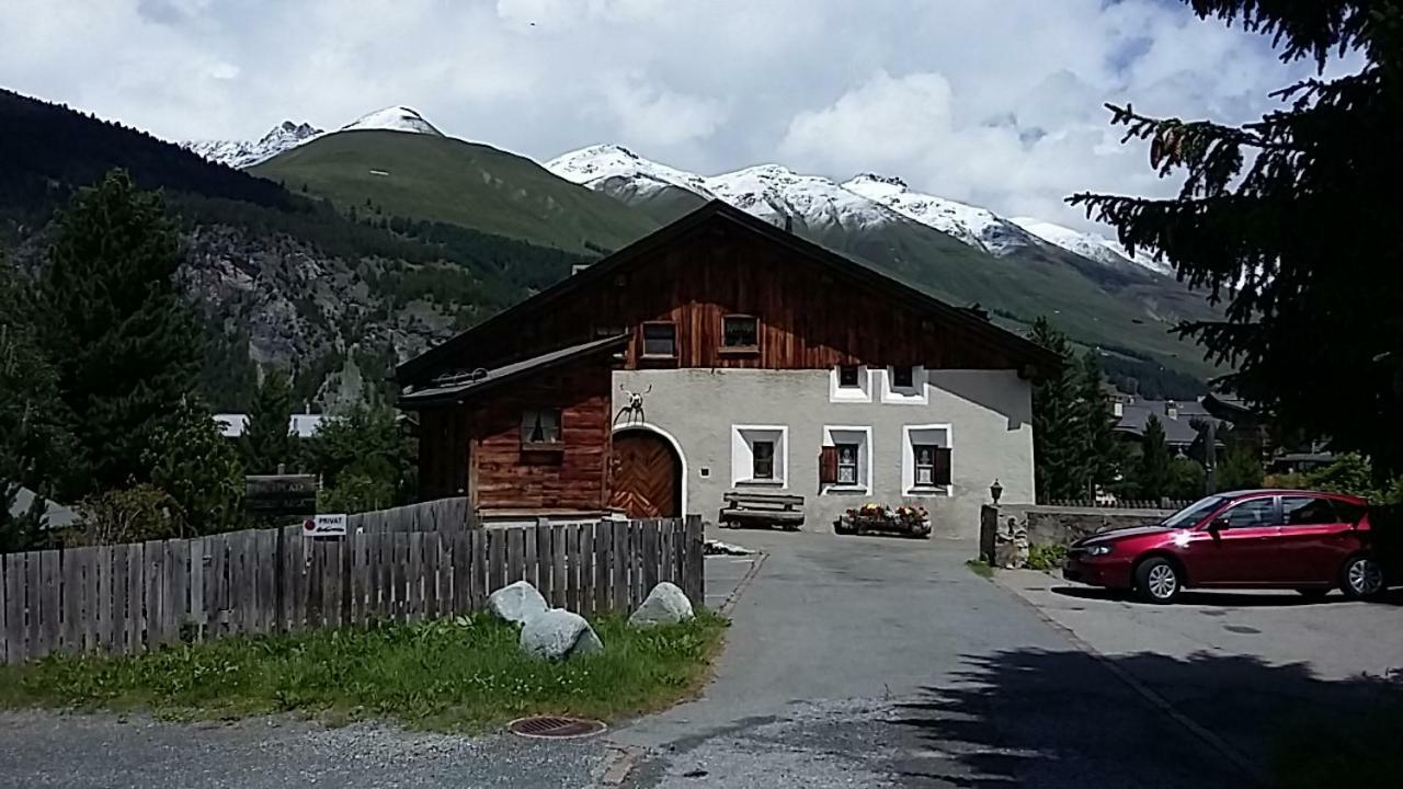 Apartamento Ches'Arsa La Punt-Chamues-ch Exterior foto